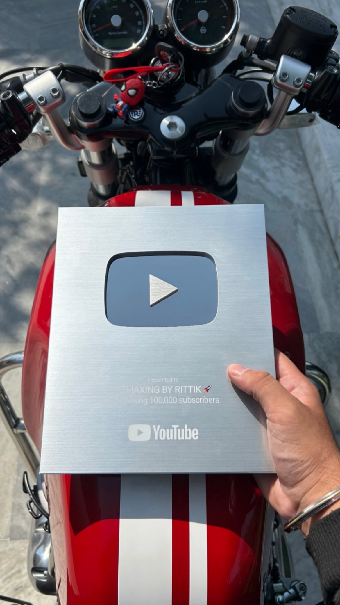 Play Button